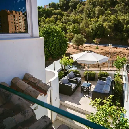 Modern Two-floor Townhouse With Sauna Pacos Casa Sarilyn Hébergement de vacances Fuengirola