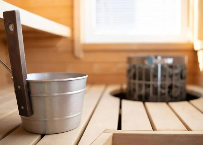 בית נופש Modern Two-floor Townhouse With Sauna Pacos Casa Sarilyn